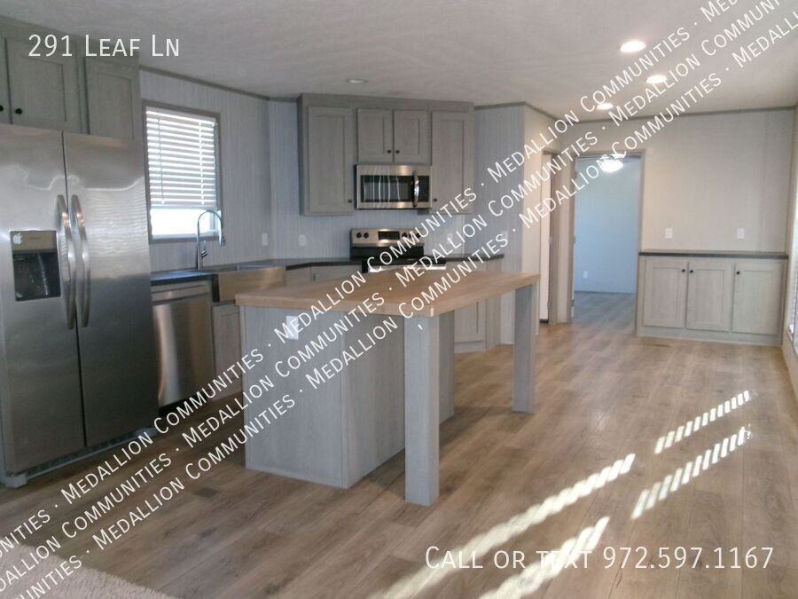 291 Leaf Ln - Photo 2 of 9