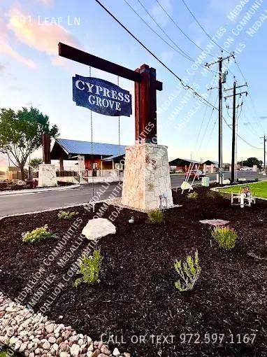 291 Leaf Ln - Photo 7 of 9