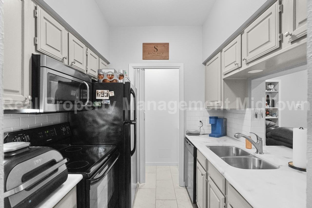 1106 Quail Valley Ln #120 - Photo 2 of 20