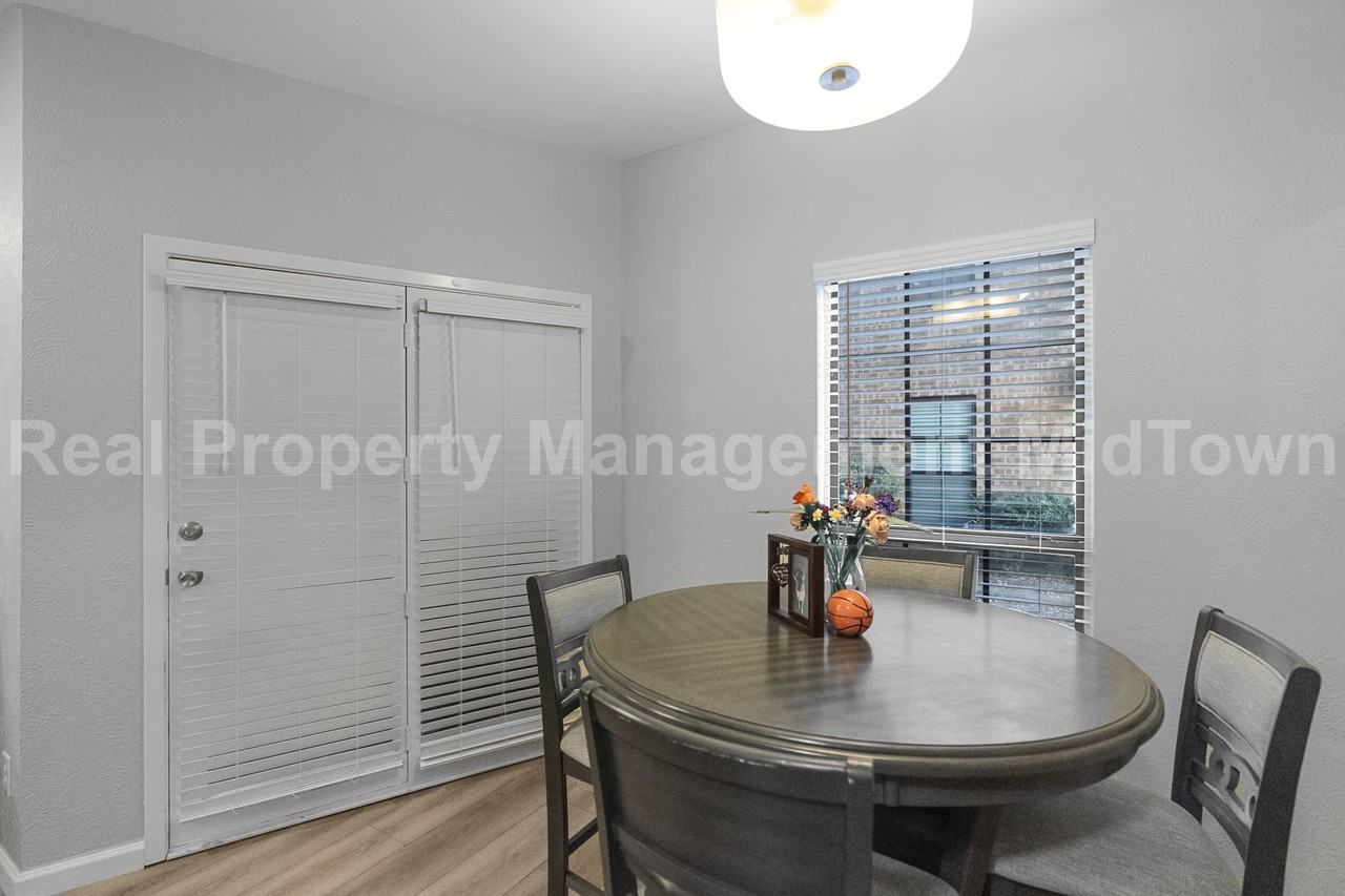 1106 Quail Valley Ln #120 - Photo 4 of 20