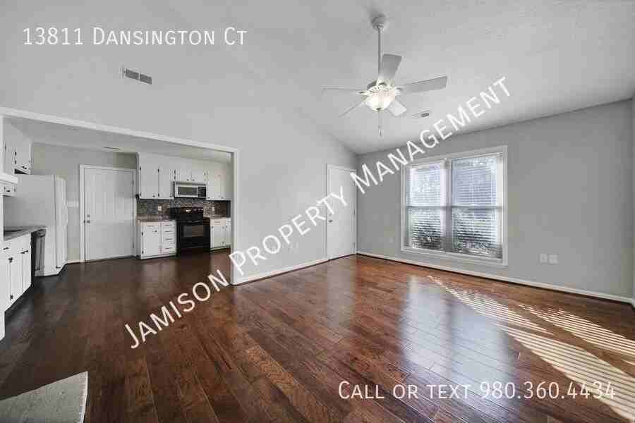 13811 Dansington Ct - Photo 4 of 29
