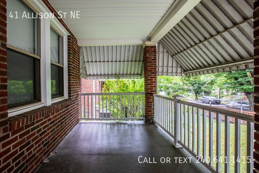 41 Allison St Ne - Photo 4 of 35