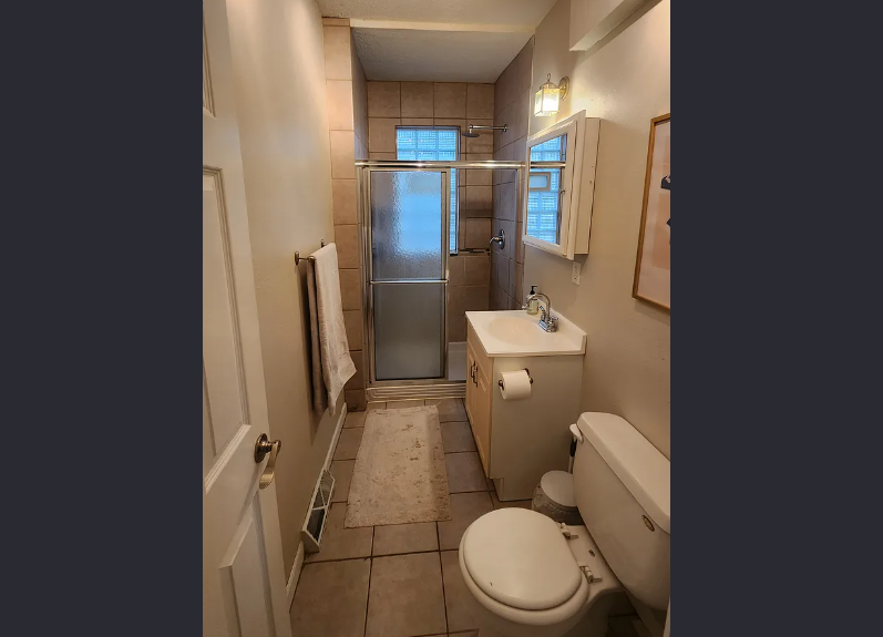 1822 Roblyn Ave - Photo 3 of 14