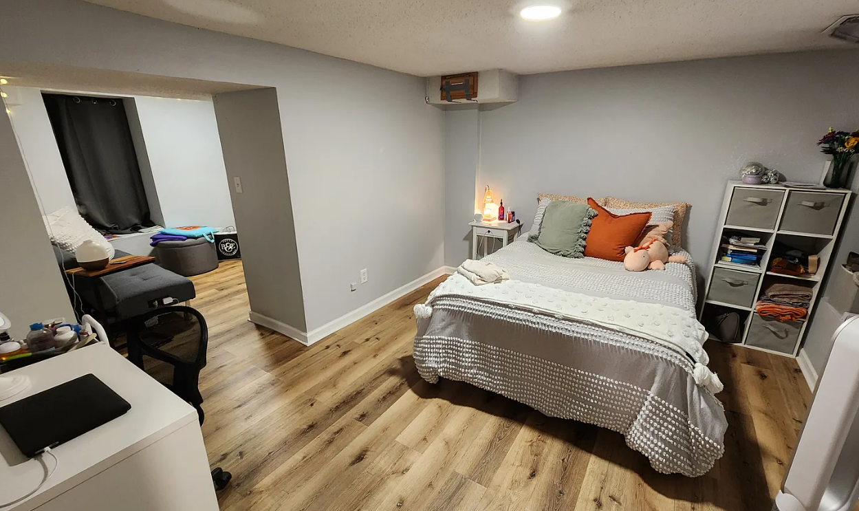 1822 Roblyn Ave - Photo 7 of 14