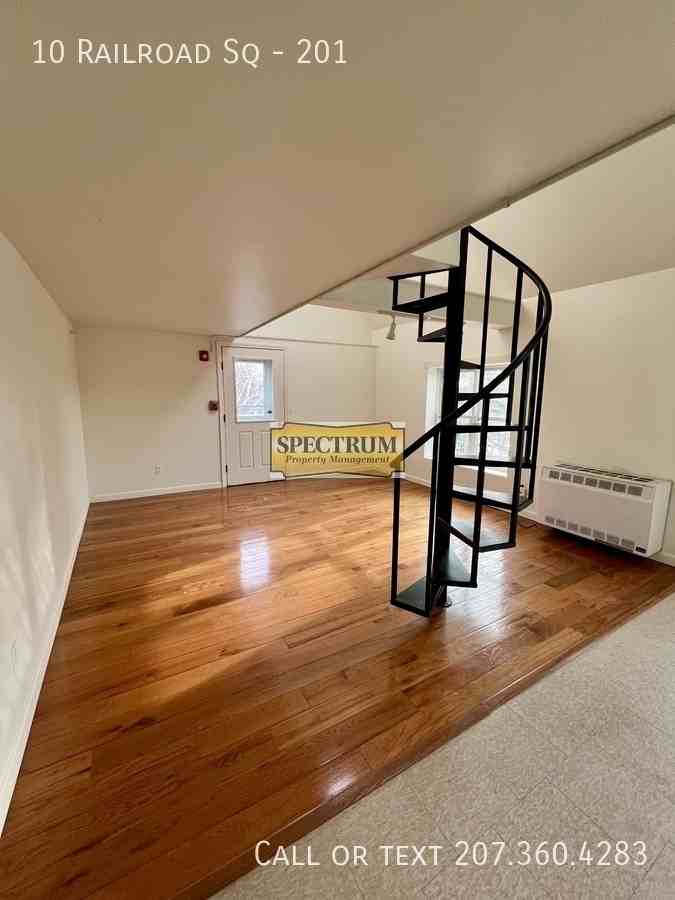 10 Railroad Sq #201 - Photo 4 of 10