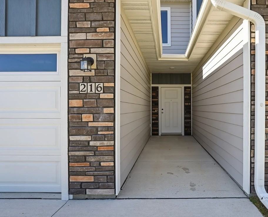 216 Nw Waverly Dr #1 - Photo 2 of 36