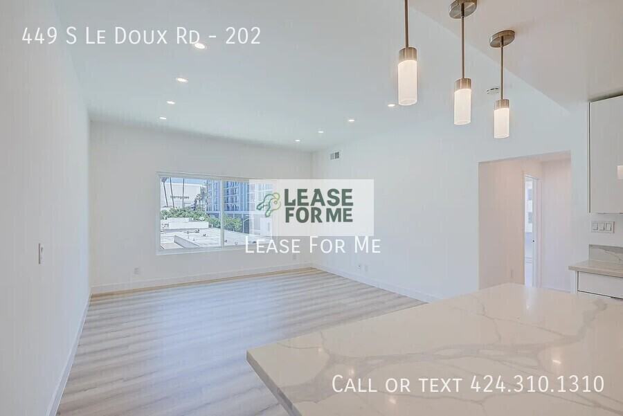 449 S Le Doux Rd #202 - Photo 7 of 40