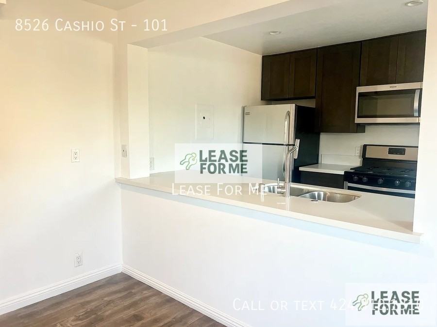 8526 Cashio St #101 - Photo 7 of 24