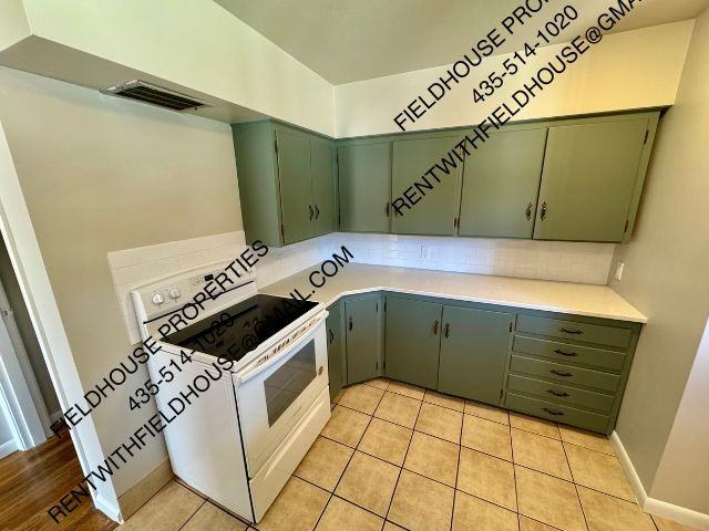 567 E 500 N #1 - Photo 3 of 30