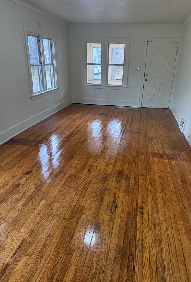 2414 Mallery St #1 - Photo 2 of 16