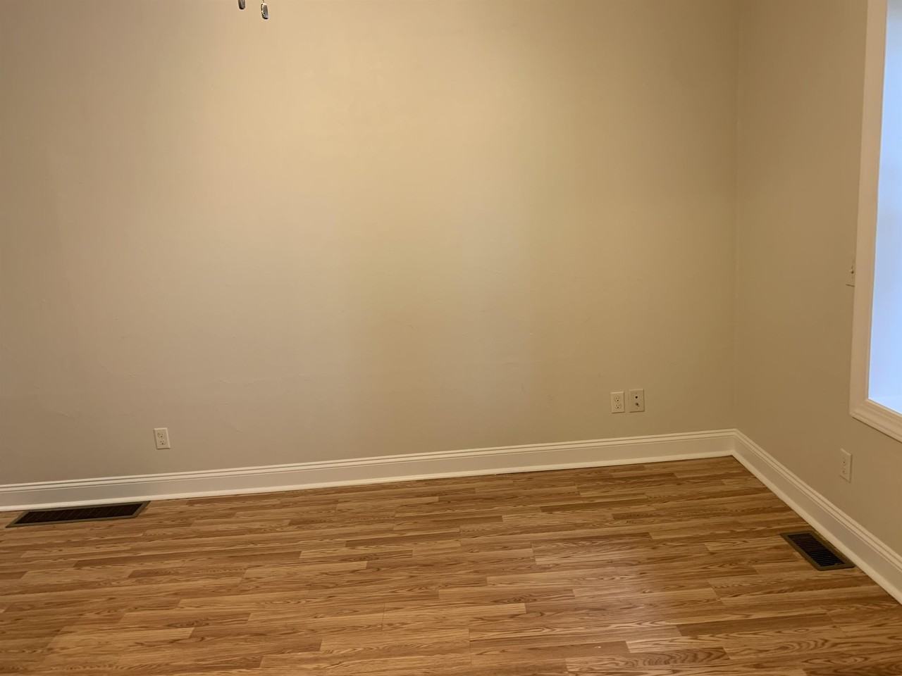 Baum 5515 - Photo 6 of 17