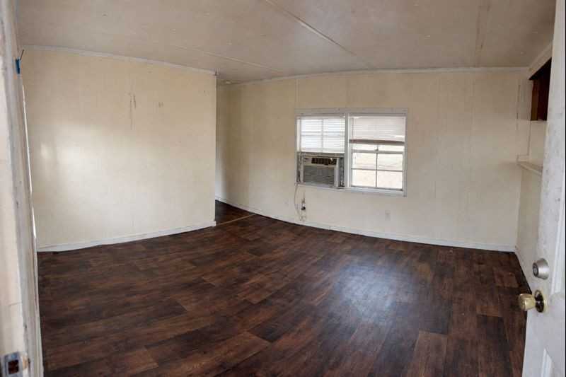 727 Romie Hill Avenue - Photo 3 of 8