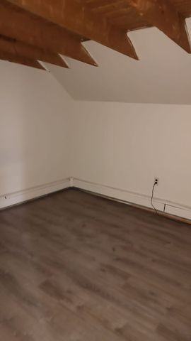 2733 Dartmouth College Hwy - Photo 2 of 8