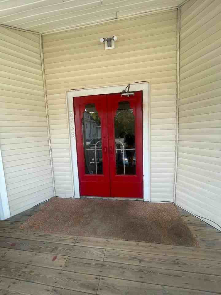 2733 Dartmouth College Hwy - Photo 7 of 8