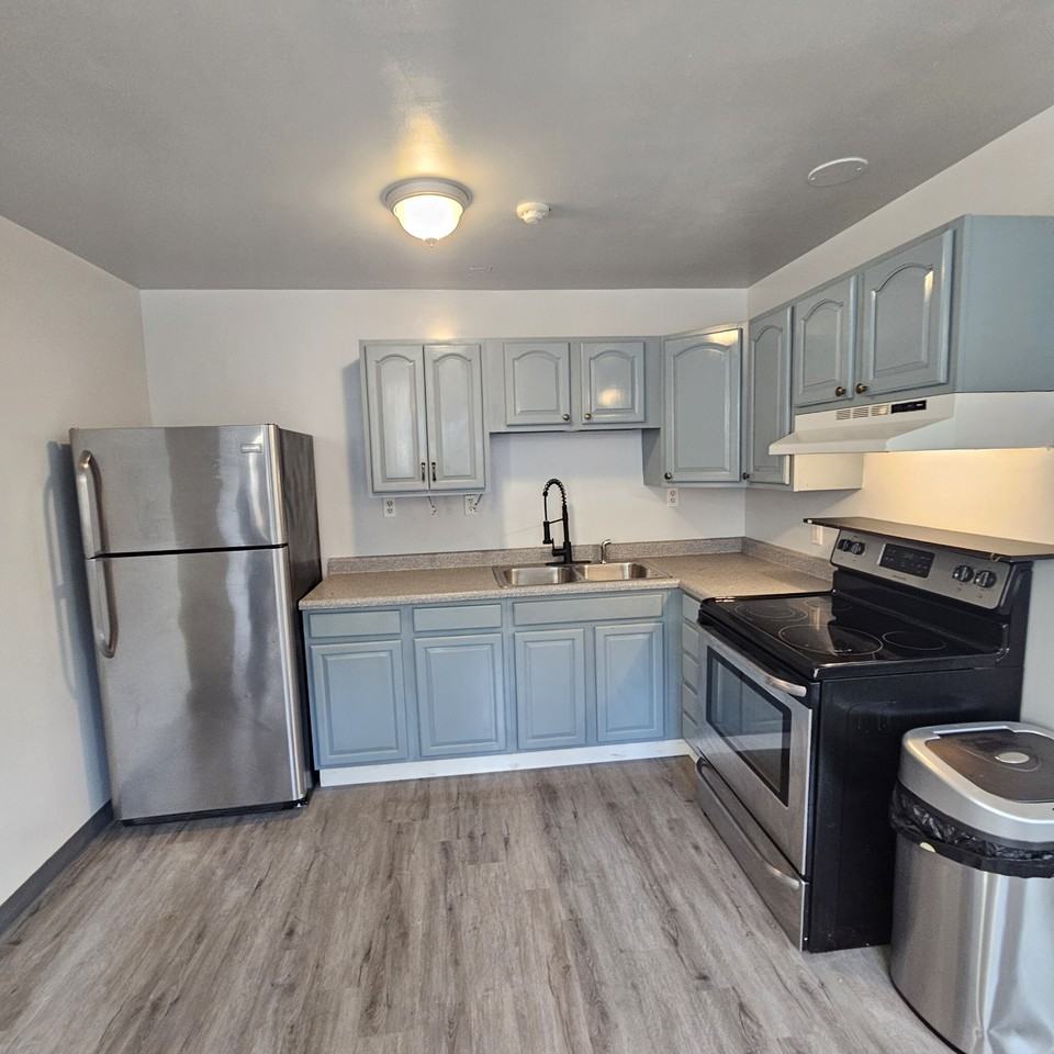 55 South Main Street - Photo 4 of 7