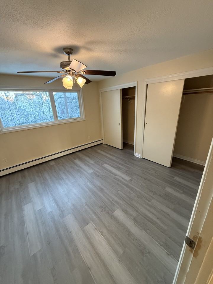 660 Fairbanks St #C9 - Photo 6 of 13