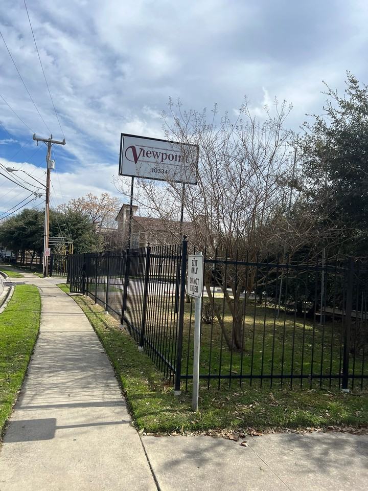 Viewpoint Apartments - Photo 2 of 4