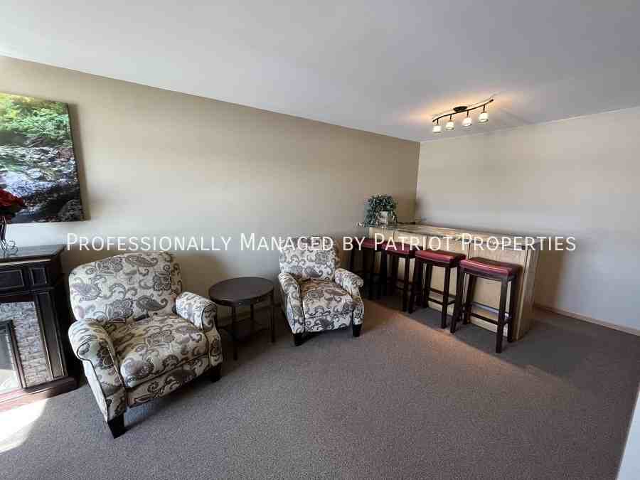 Berry Pointe Luxury Apartments - Photo 2 of 38