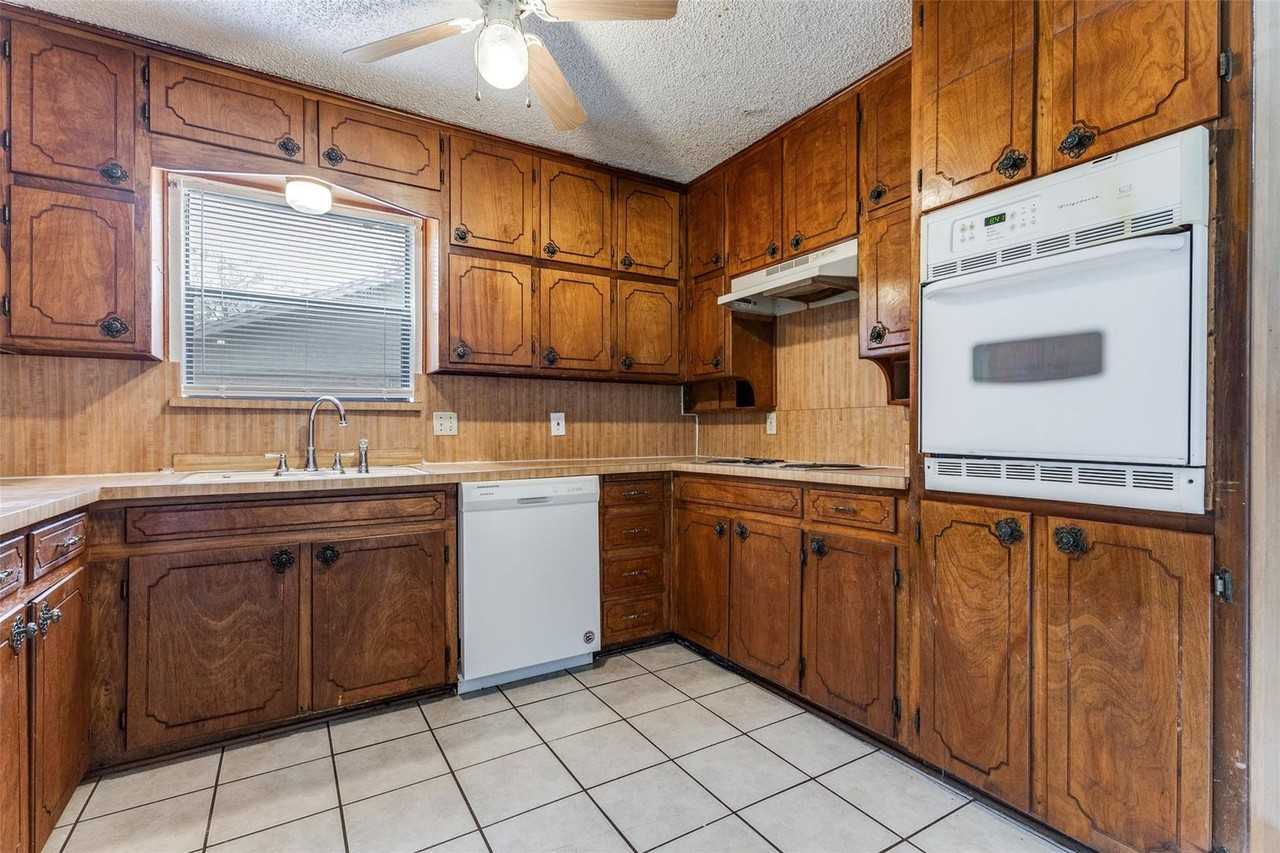 6213 Stardust Dr S - Photo 6 of 13