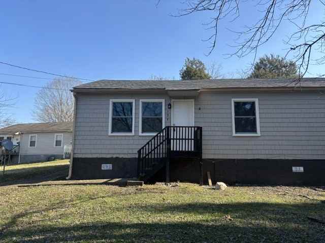 129 Lawton Road - Photo 2 of 21