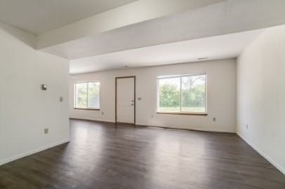 3411 BeauJardin Drive - Photo 4 of 10