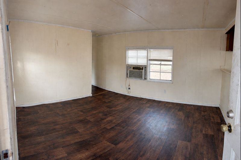 134 Hodges Ave #3 - Photo 3 of 8