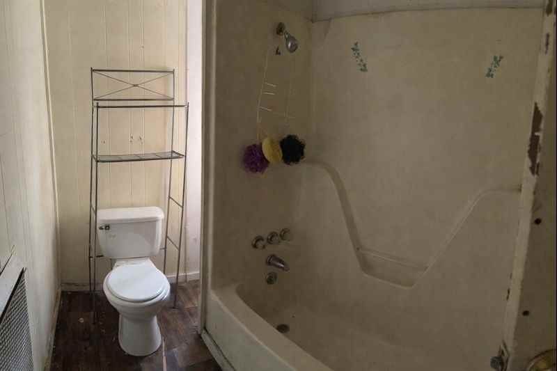 134 Hodges Ave #3 - Photo 7 of 8