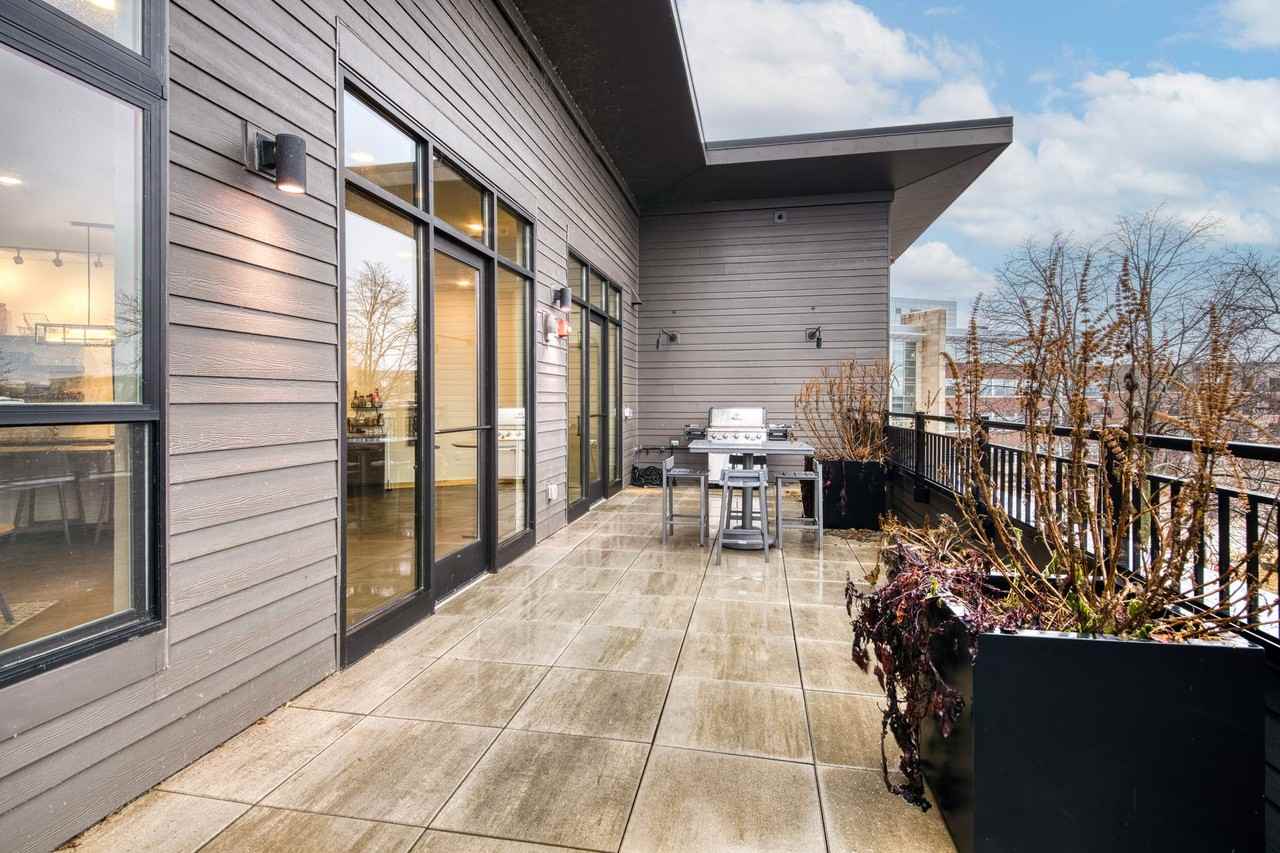 The Emerson - Photo 5 of 32