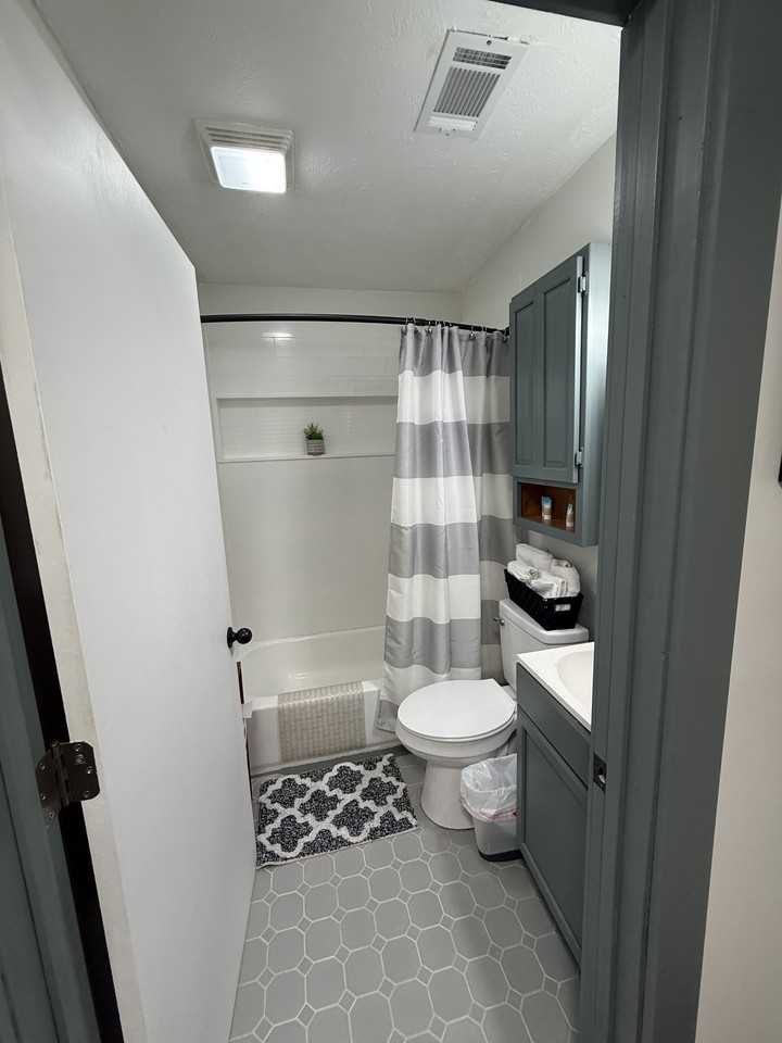 346 Orion St #NA - Photo 2 of 18