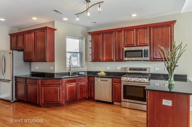 4936 S Champlain Ave #3 - Photo 2 of 8