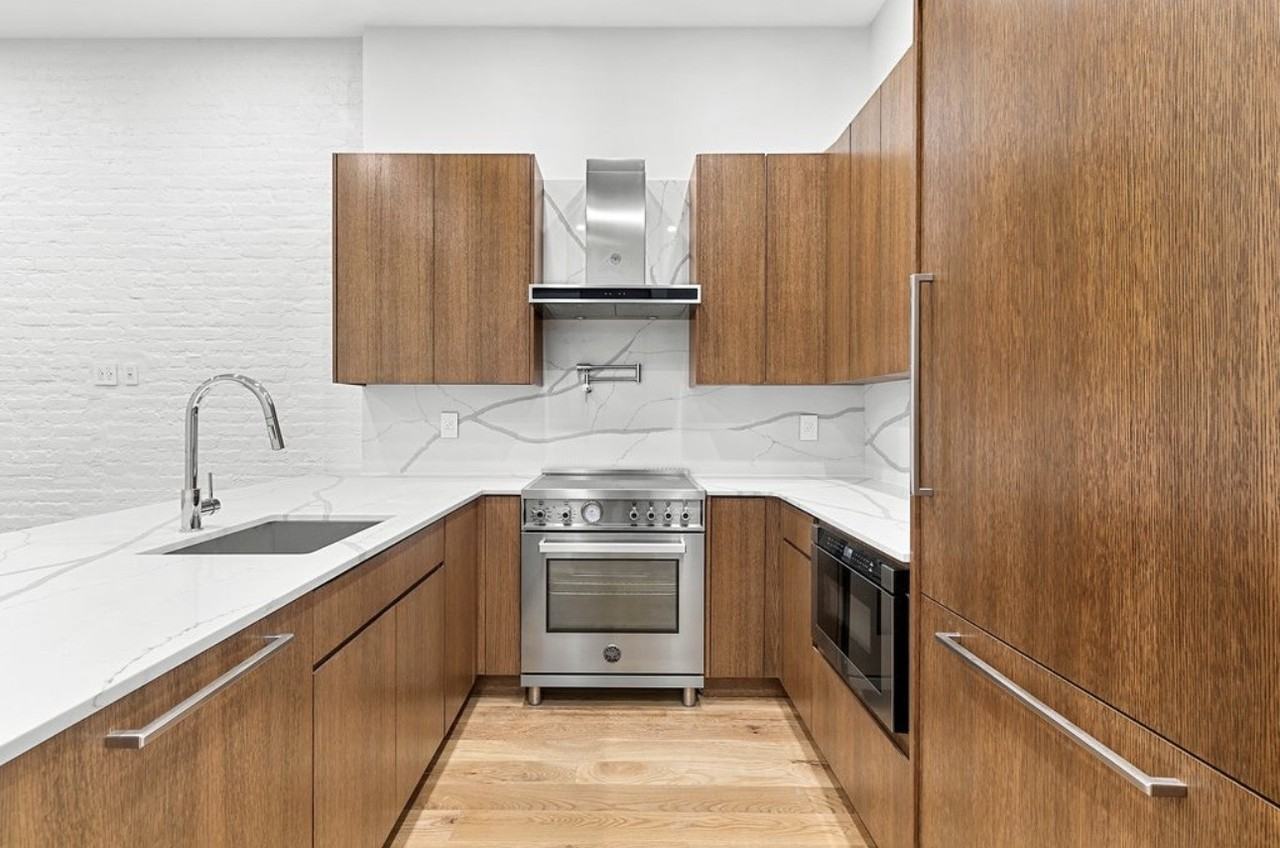 166 1st Ave Apt 5 #NA - Photo 4 of 15