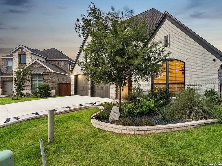 406 Juana Way #NA - Photo 2 of 15