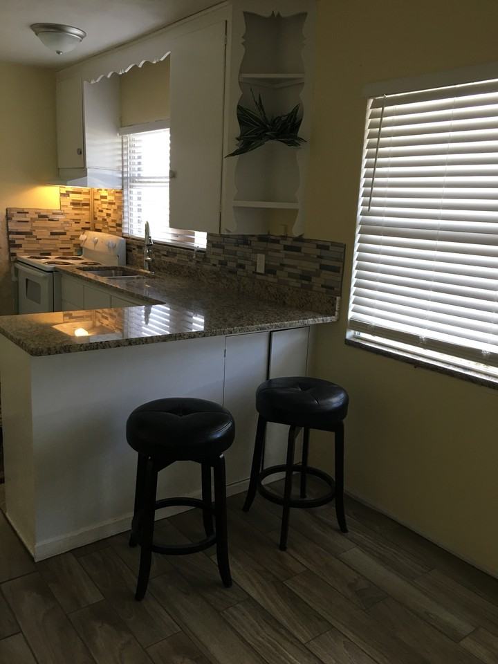 5801 6th St #NA - Photo 3 of 21