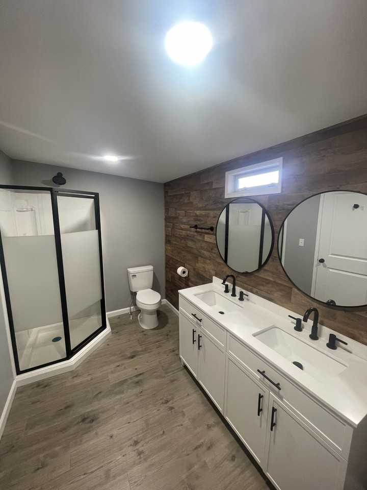 916 9th St Ne #NA - Photo 5 of 20