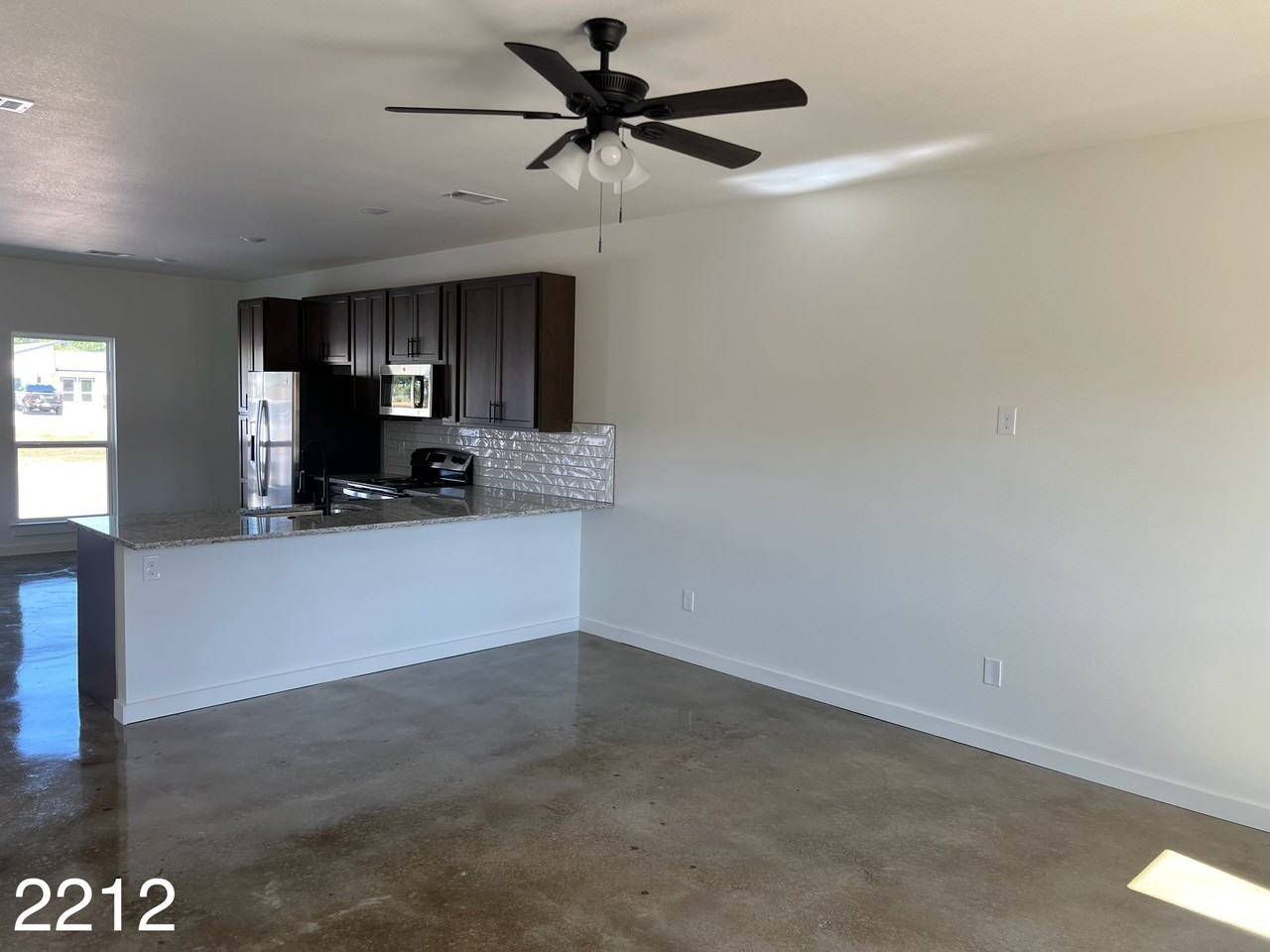 Eastwood Rd #2212 - Photo 4 of 8