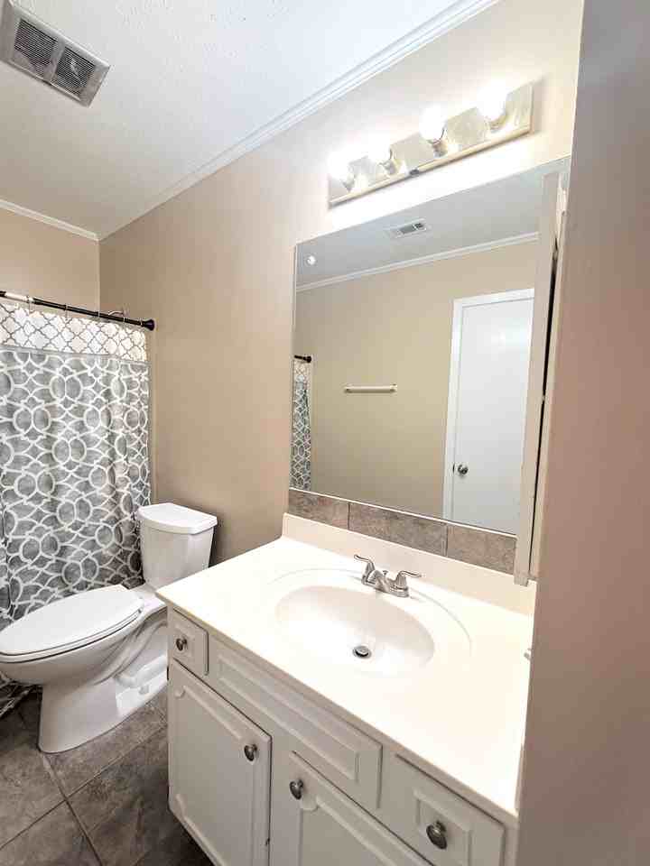 145 Lakebend Cir #145 - Photo 5 of 16