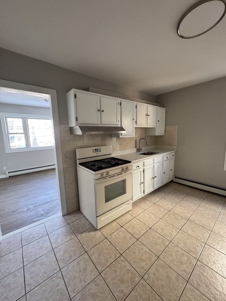 8510 5th Ave #NA - Photo 2 of 9