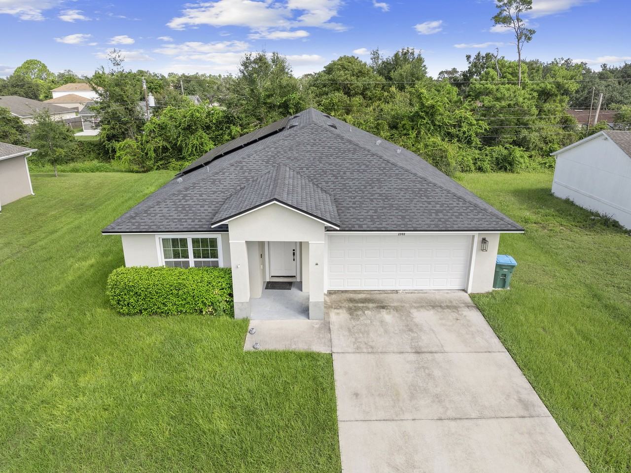 2940 Beal St #NA - Photo 2 of 26