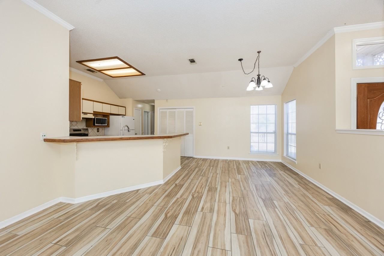 13422 S Fairview Ave #NA - Photo 5 of 20