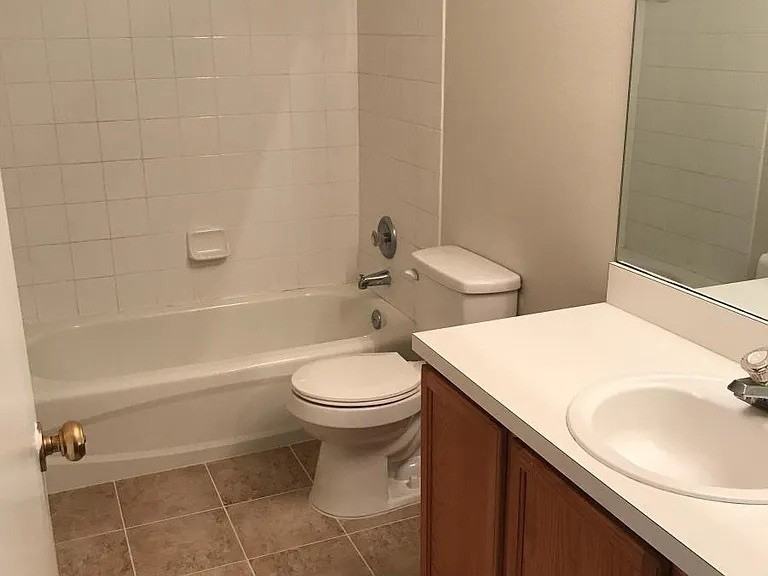 2261 Fluorshire Dr - Photo 6 of 10