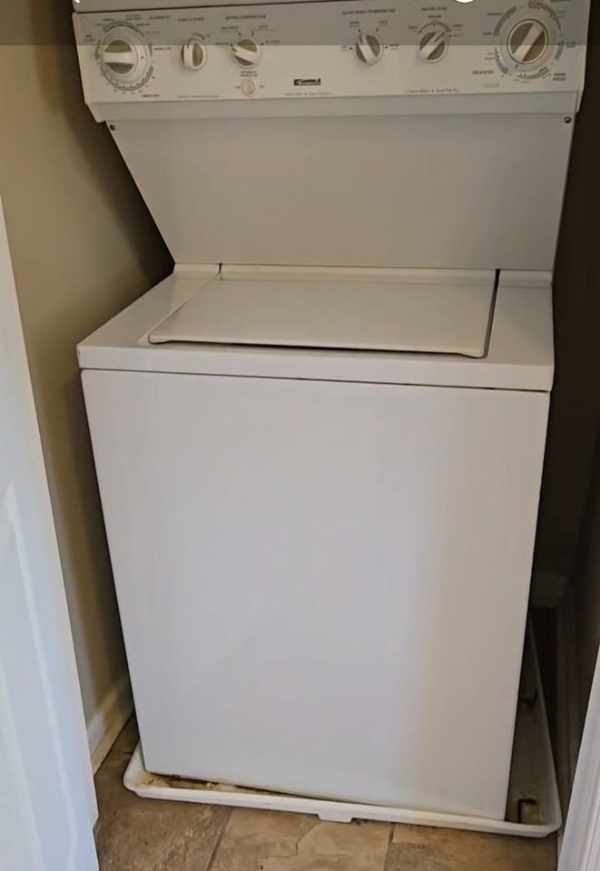 827 N Caroline St #1 - Photo 2 of 6