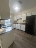 featured image of 1817 Victoria Dr #1