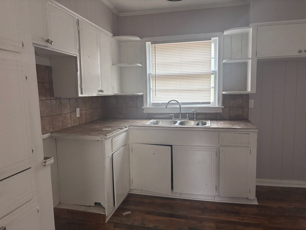 245 Sykes Rd - Photo 2 of 8