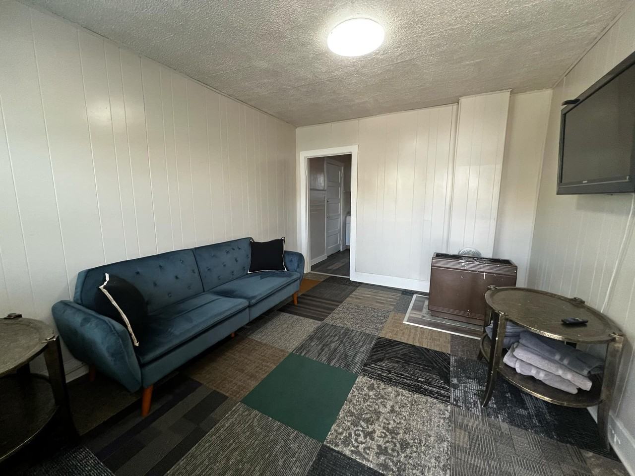 698 Ridge Ave #698 - Photo 7 of 26