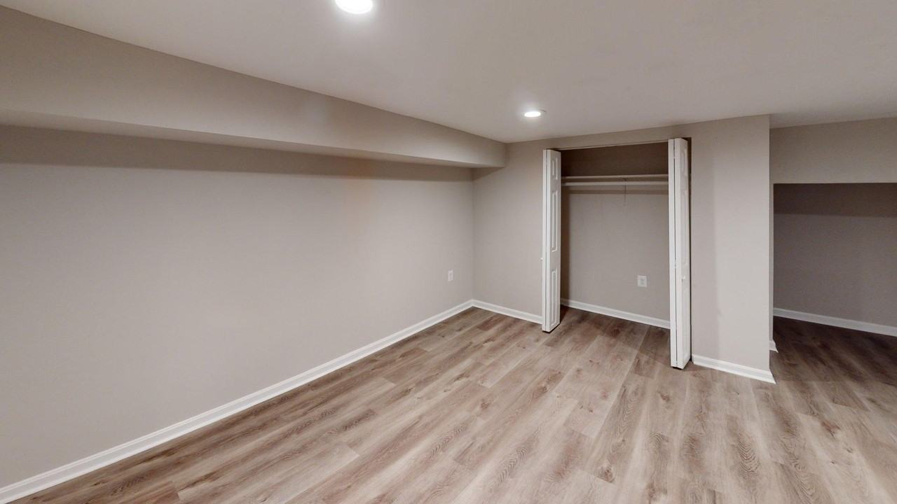 1133 Euclid St Nw #B - Photo 7 of 15