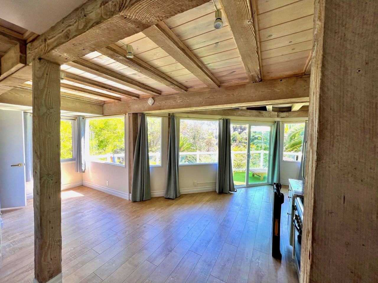 470 Calliope St #472 - Photo 2 of 11