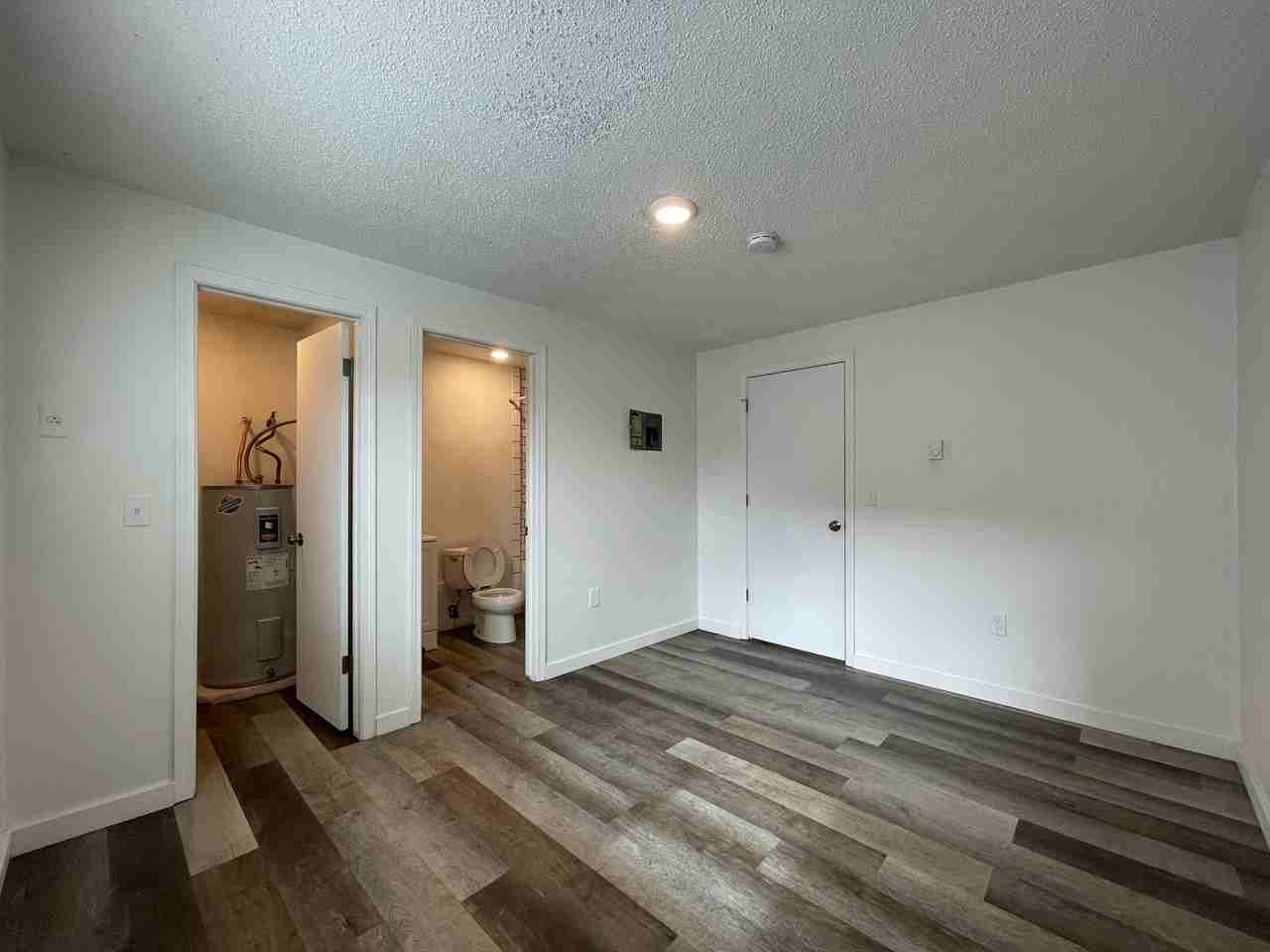 Ruby Apartments! - Photo 4 of 9