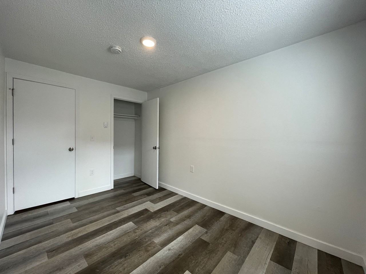 Ruby Apartments! - Photo 5 of 9
