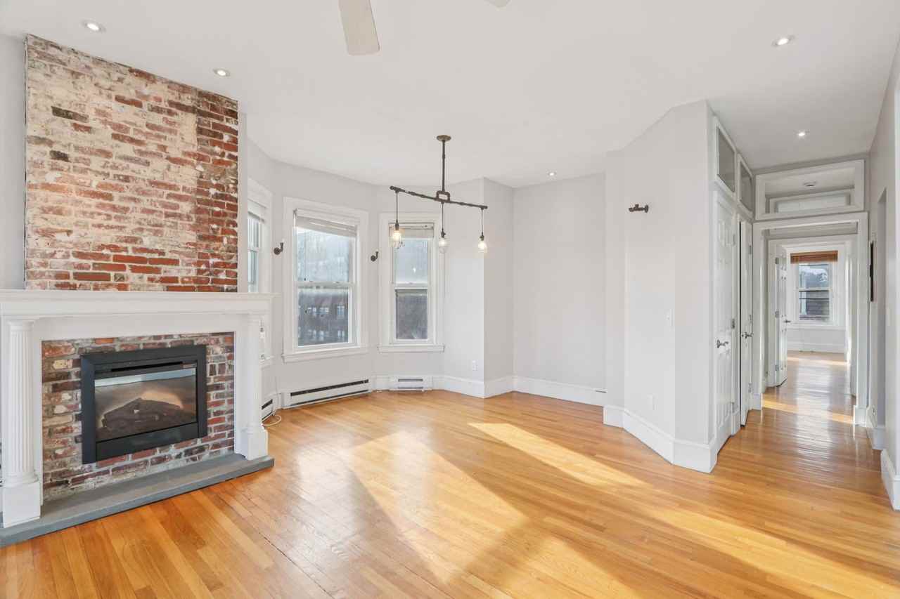 583 Massachusetts Ave #5 - Photo 3 of 8