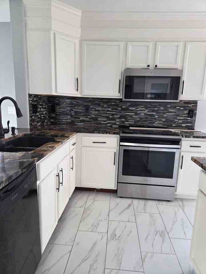 941 E Mountain View Rd - Photo 3 of 50